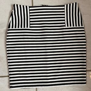 Striped stretchy skirt from Forever 21.